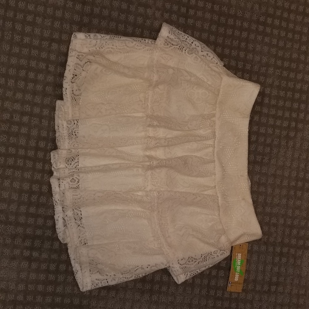 Dream out loud cream skirt